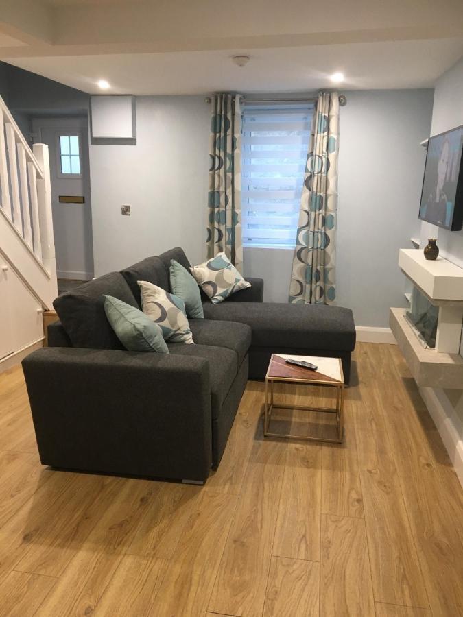 2 Agars Lane Cashel * Cashel (Tipperary)