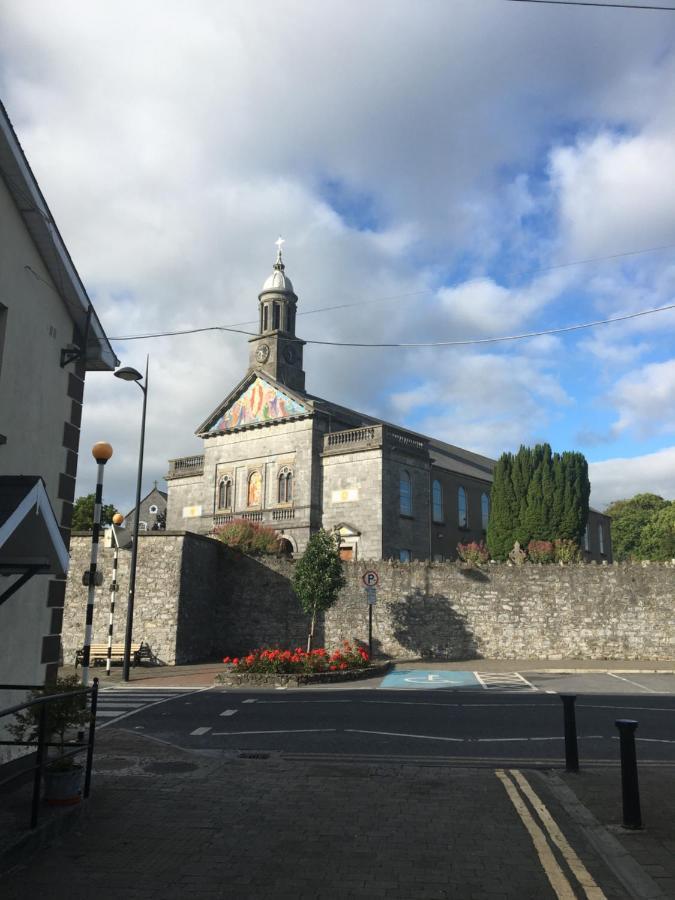 2 Agars Lane Cashel * Cashel (Tipperary)